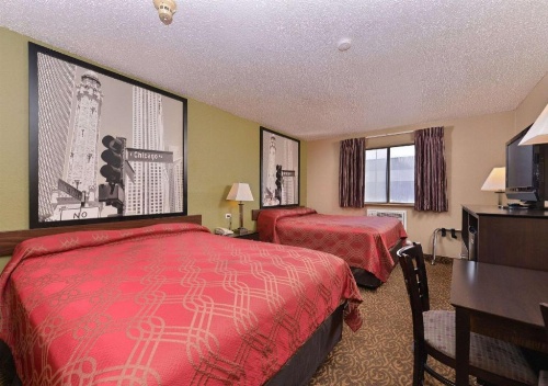 Rodeway Inn Waukegan image 14