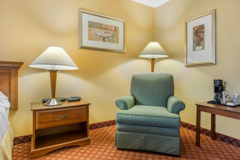 Rodeway Inn Waukegan Image 24