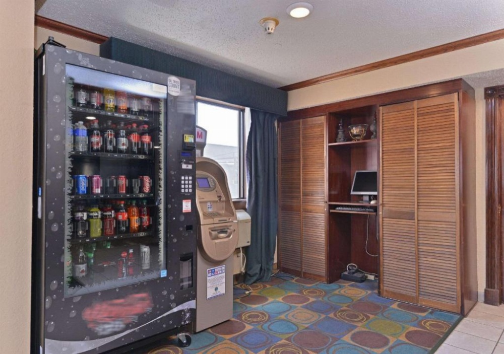 Rodeway Inn Waukegan Image 30