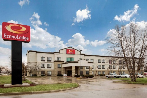 Rodeway Inn Waukegan image 32