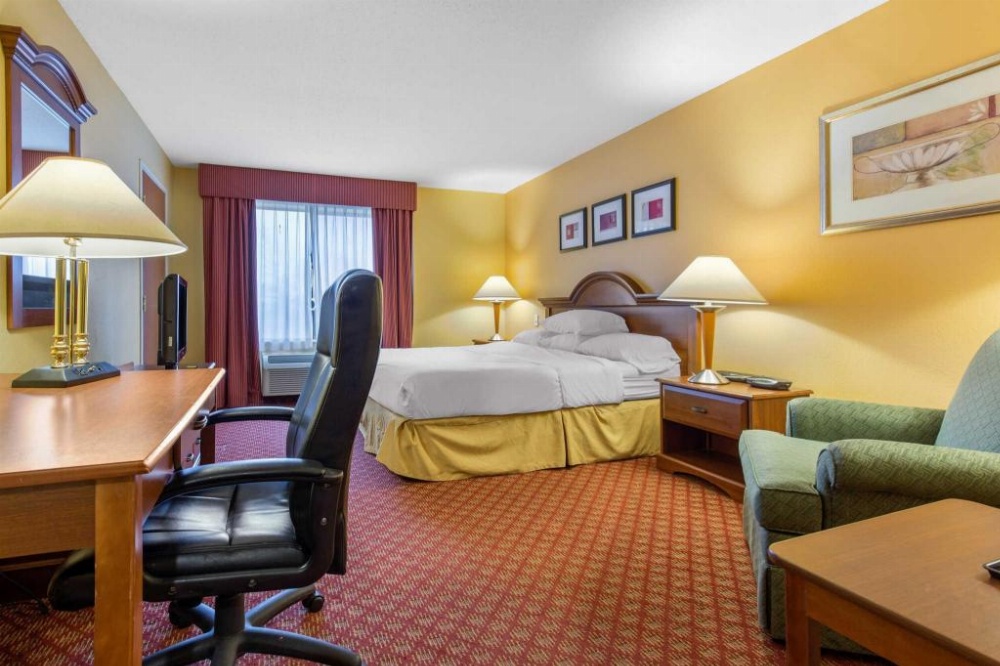 Rodeway Inn Waukegan Image 38