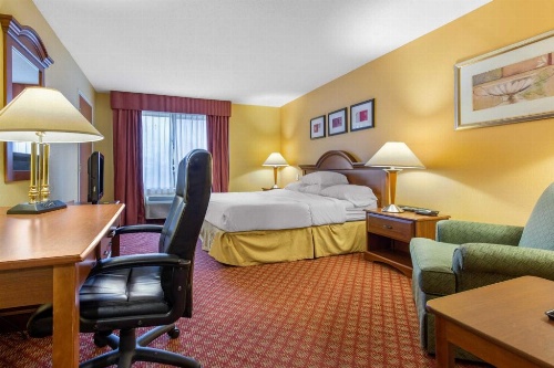 Rodeway Inn Waukegan image 38